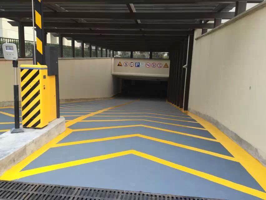 停车场地坪漆施工-广州澳门尼威斯人游戏地坪漆厂家